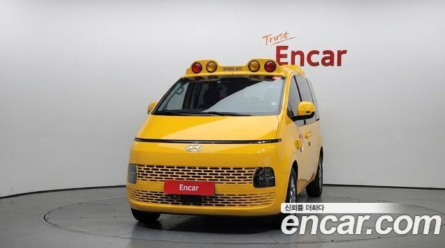 Hyundai Staria L3.5  Kinder Safety Car 11-Seater 2022 — фото 3