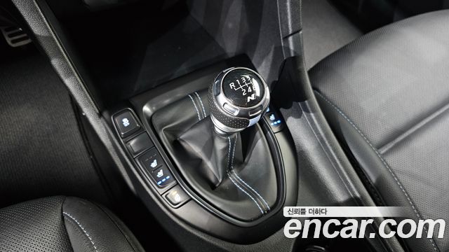 Hyundai Veloster (JS) 2.0 N 2020 — фото 9