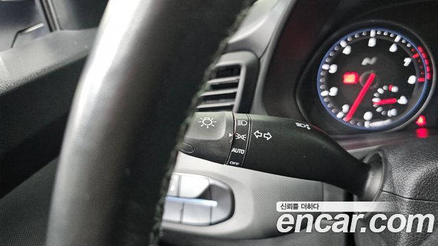 Hyundai Veloster (JS) 2.0 N 2020 — фото 24