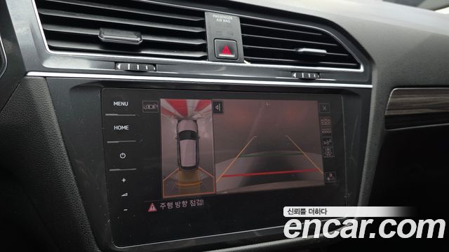 Volkswagen Tiguan Allspace 2.0 TSI Prestige 2022 — фото 15