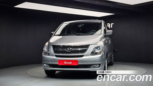 Hyundai Grand Starex 12-Seater Wagon CVX Luxury 2015 — фото 3