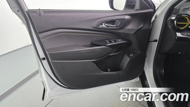 Chevrolet Trax Crossover 1.2 ACTIV 2024 — фото 24