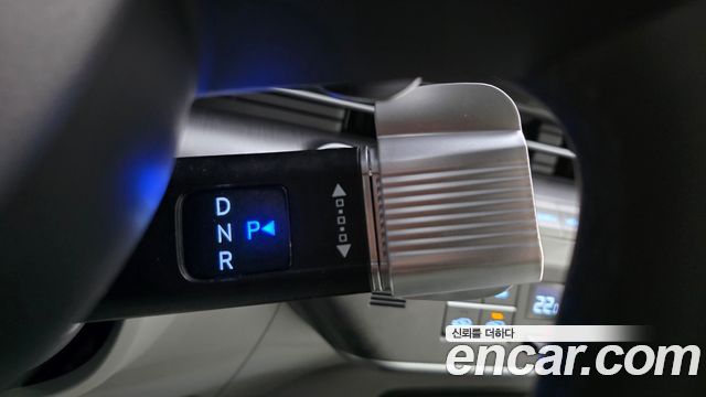Hyundai Kona (SX2) Gasoline 1.6 Turbo 2WD Inspiration 2023 — фото 9