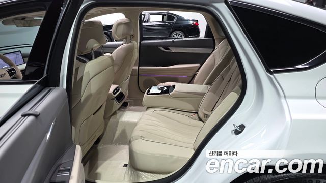 Genesis G80 (RG3) Gasoline 2.5 Turbo 2WD 2025 — фото 12