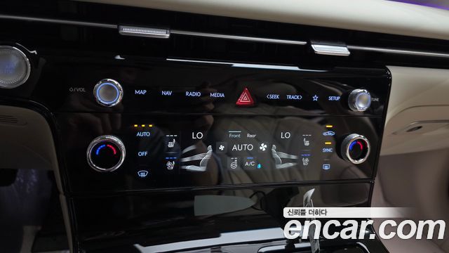 Genesis G80 (RG3) Gasoline 2.5 Turbo 2WD 2025 — фото 31