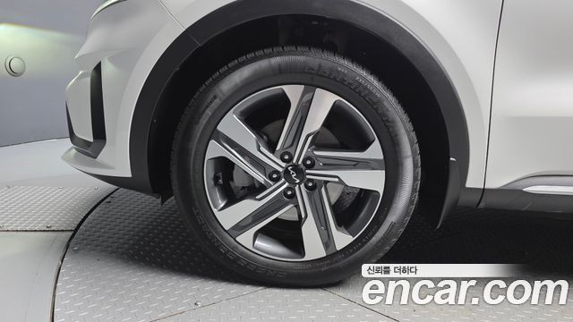 Kia Sorento (IV) HEV 1.6 2WD Noblesse 2023 — фото 5