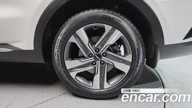 Kia Sorento (IV) HEV 1.6 2WD Noblesse 2023 — фото 21