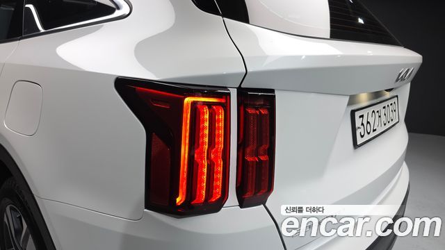 Kia Sorento (IV) HEV 1.6 2WD Noblesse 2023 — фото 23