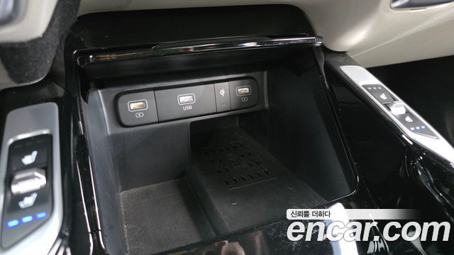 Kia Sorento (IV) HEV 1.6 2WD Noblesse 2023 — фото 35