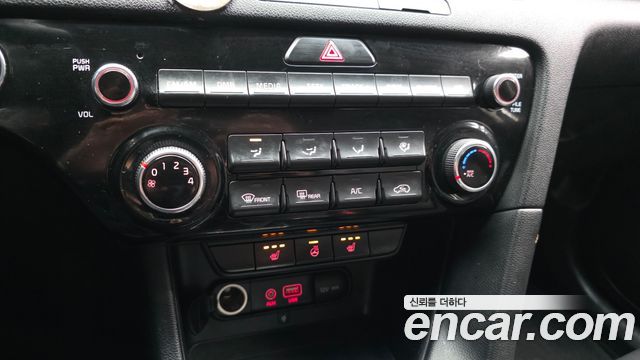 Kia Sportage (IV) Diesel 2.0 4WD Prestige 2016 — фото 16