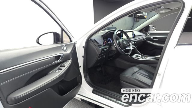 Hyundai Sonata (DN8) 2.0 Premium Plus 2023 — фото 10