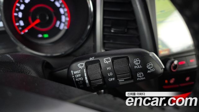 KG Mobility (SsangYong) Tivoli Armor Diesel LX 4WD 2018 — фото 28
