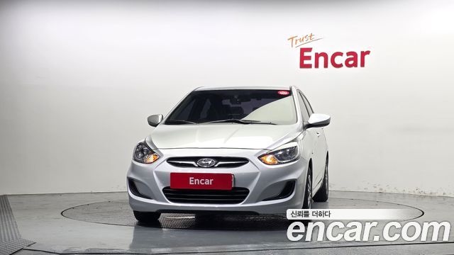 Hyundai Accent (New) Diesel 1.6 VGT Luxury 2012 — фото 3