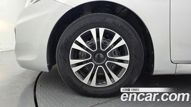 Hyundai Accent (New) Diesel 1.6 VGT Luxury 2012 — фото 5