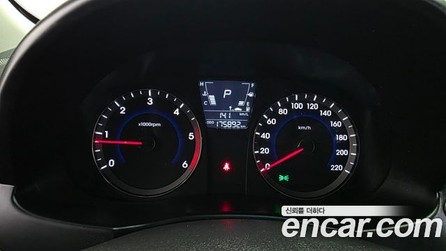 Hyundai Accent (New) Diesel 1.6 VGT Luxury 2012 — фото 8