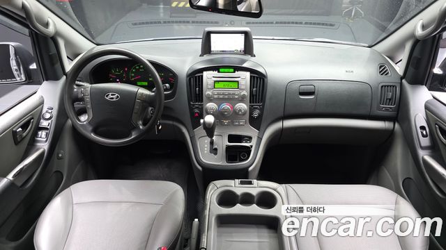 Hyundai Grand Starex 12-Seater Wagon CVX Luxury 2014 — фото 7