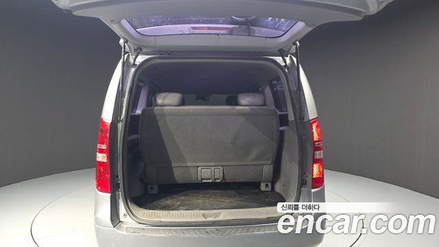 Hyundai Grand Starex 12-Seater Wagon CVX Luxury 2014 — фото 20