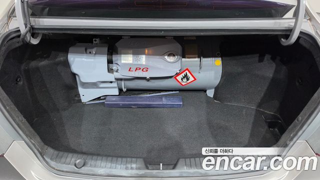 Hyundai Sonata The Brilliant LPI Premium 2013 — фото 17