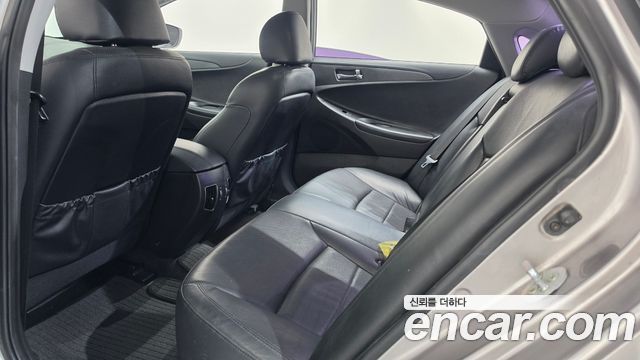 Hyundai Sonata The Brilliant LPI Premium 2013 — фото 19