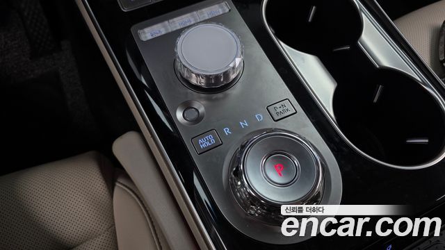 Genesis GV70 2.5T Gasoline 2WD 2025 — фото 9
