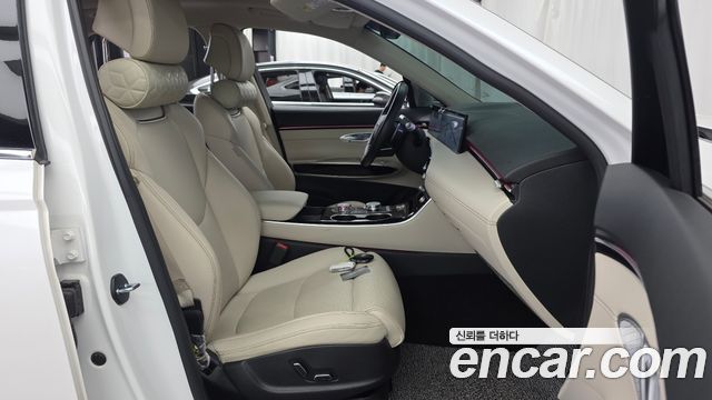 Genesis GV70 2.5T Gasoline 2WD 2025 — фото 11