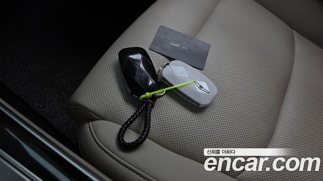 Genesis GV70 2.5T Gasoline 2WD 2025 — фото 17
