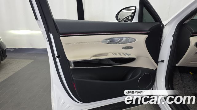 Genesis GV70 2.5T Gasoline 2WD 2025 — фото 24
