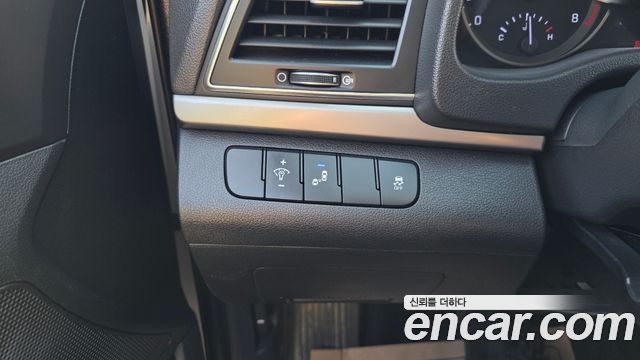 Hyundai Avante (AD) 1.6 GDI Value Plus 2018 — фото 19