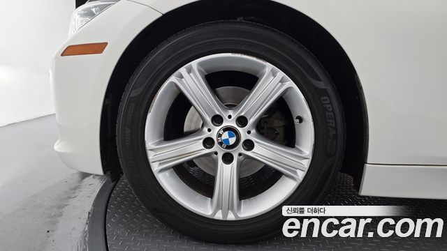 BMW 3 Series (F30) 320i 2014 — фото 5