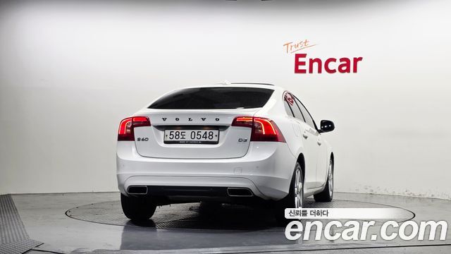 Volvo S60 D3 2nd 2016 — фото 4