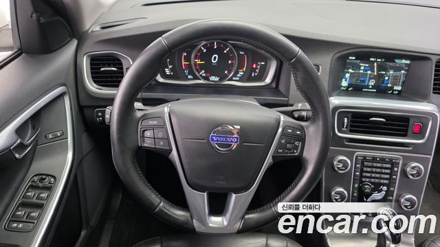 Volvo S60 D3 2nd 2016 — фото 13