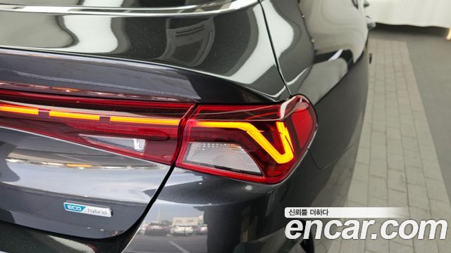 Kia K5 Hybrid (III) Prestige 2022 — фото 23