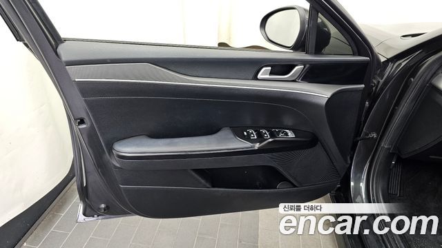 Kia K5 Hybrid (III) Prestige 2022 — фото 24