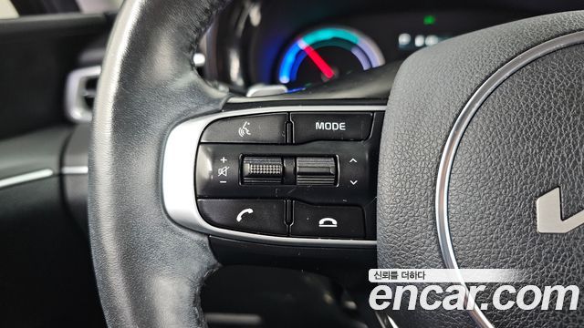 Kia K5 Hybrid (III) Prestige 2022 — фото 26