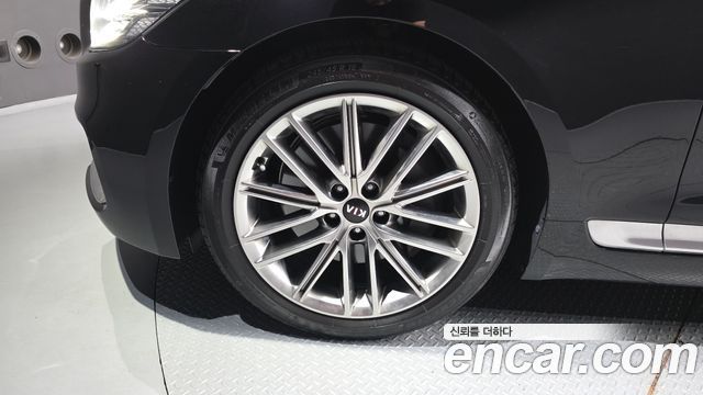 Kia K9 3.8 GDI AWD PlatinumⅡ 2020 — фото 5