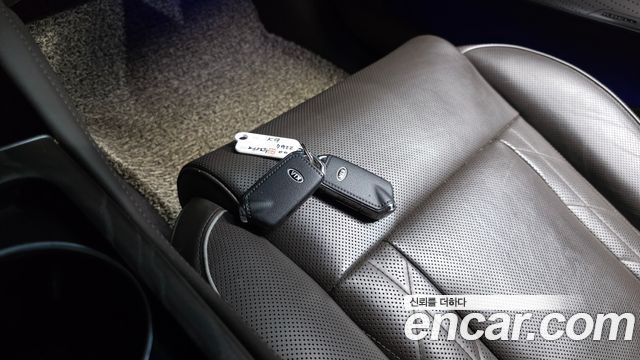 Kia K9 3.8 GDI AWD PlatinumⅡ 2020 — фото 17