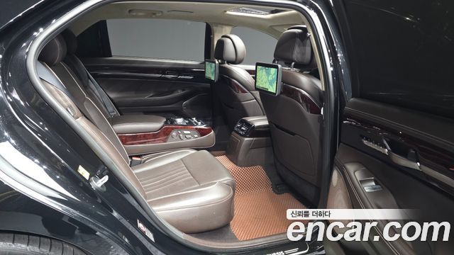 Genesis EQ900 5.0 GDI AWD Prestige 2016 — фото 12