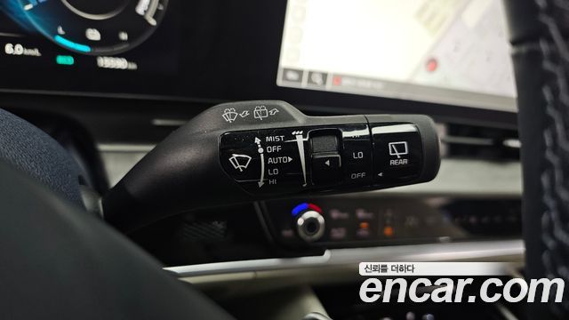 Kia Sportage Hybrid (V) Signature 2WD 2024 — фото 28