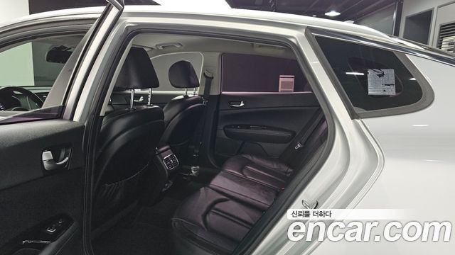 Kia K5 Hybrid (II) Noblesse Special 2016 — фото 12