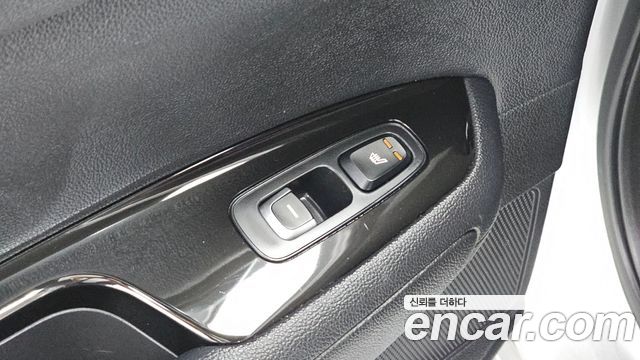 Kia K5 Hybrid (II) Noblesse Special 2016 — фото 20