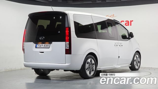 Hyundai Staria L3.5 Tourer 11-Seater Modern 2024 — фото 2