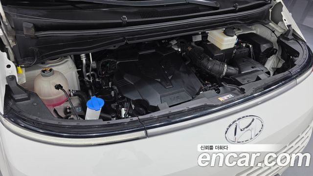 Hyundai Staria L3.5 Tourer 11-Seater Modern 2024 — фото 6