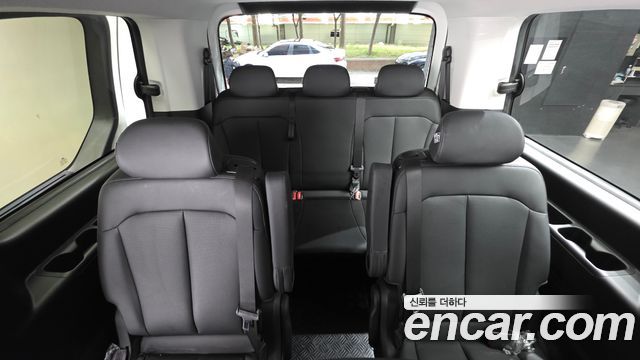 Hyundai Staria L3.5 Tourer 11-Seater Modern 2024 — фото 23