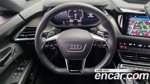 Audi e-tron GT GT quattro Premium 2022 — фото 13