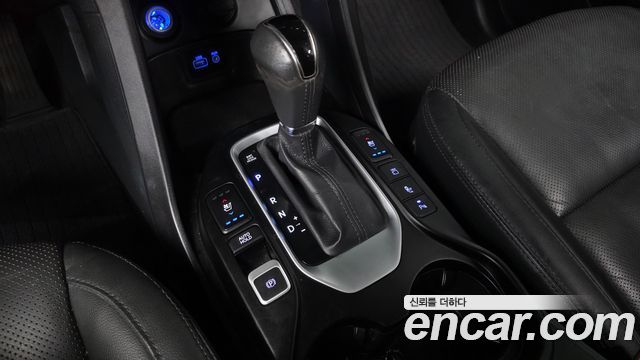 Hyundai Santa Fe The Prime Diesel 2.2 4WD Exclusive Special 2016 — фото 9