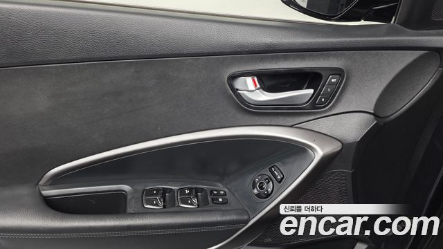 Hyundai Santa Fe The Prime Diesel 2.2 4WD Exclusive Special 2016 — фото 28