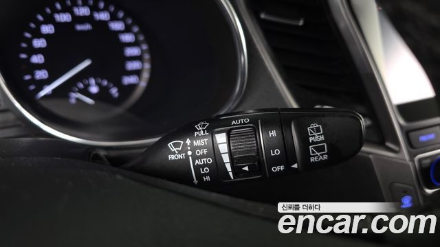 Hyundai Santa Fe The Prime Diesel 2.2 4WD Exclusive Special 2016 — фото 31