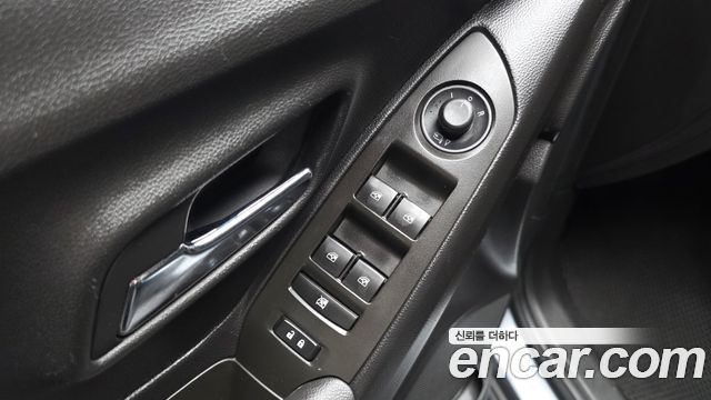 Chevrolet Trax 1.4 LT Leather Package 2015 — фото 19