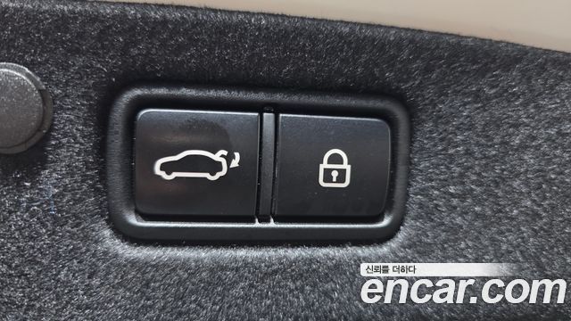 Hyundai Grandeur (IG) 2.5 Le Blanc 2023 — фото 17