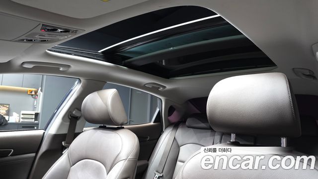 Kia K7 Hybrid Noblesse 2018 — фото 19